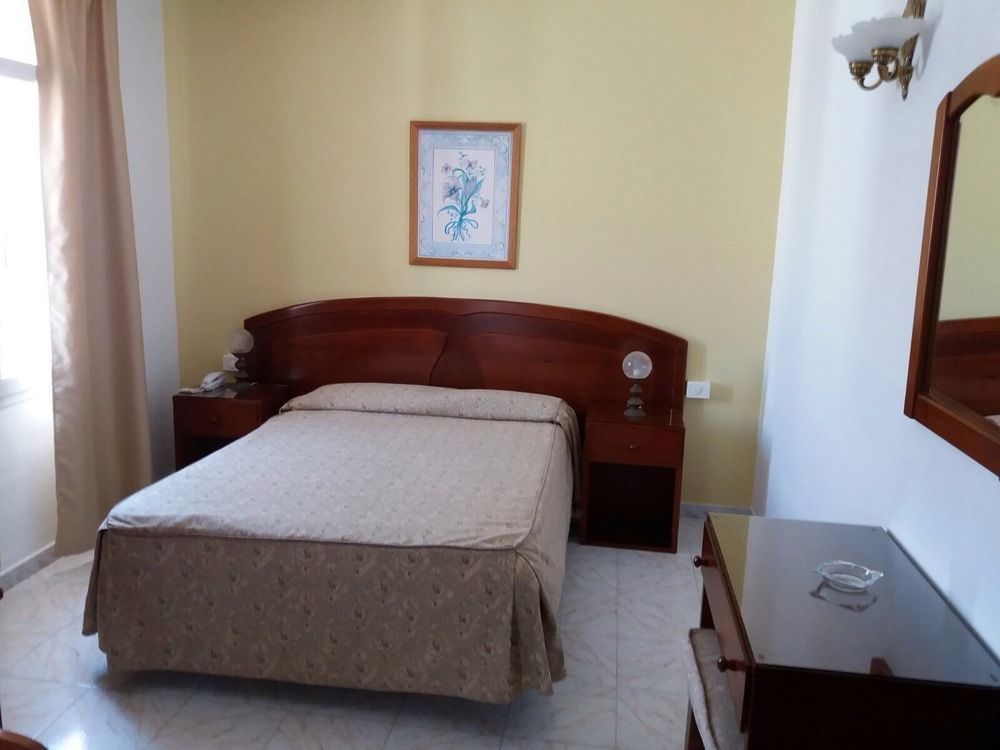 Hotel Boomerang Valverde  Bagian luar foto