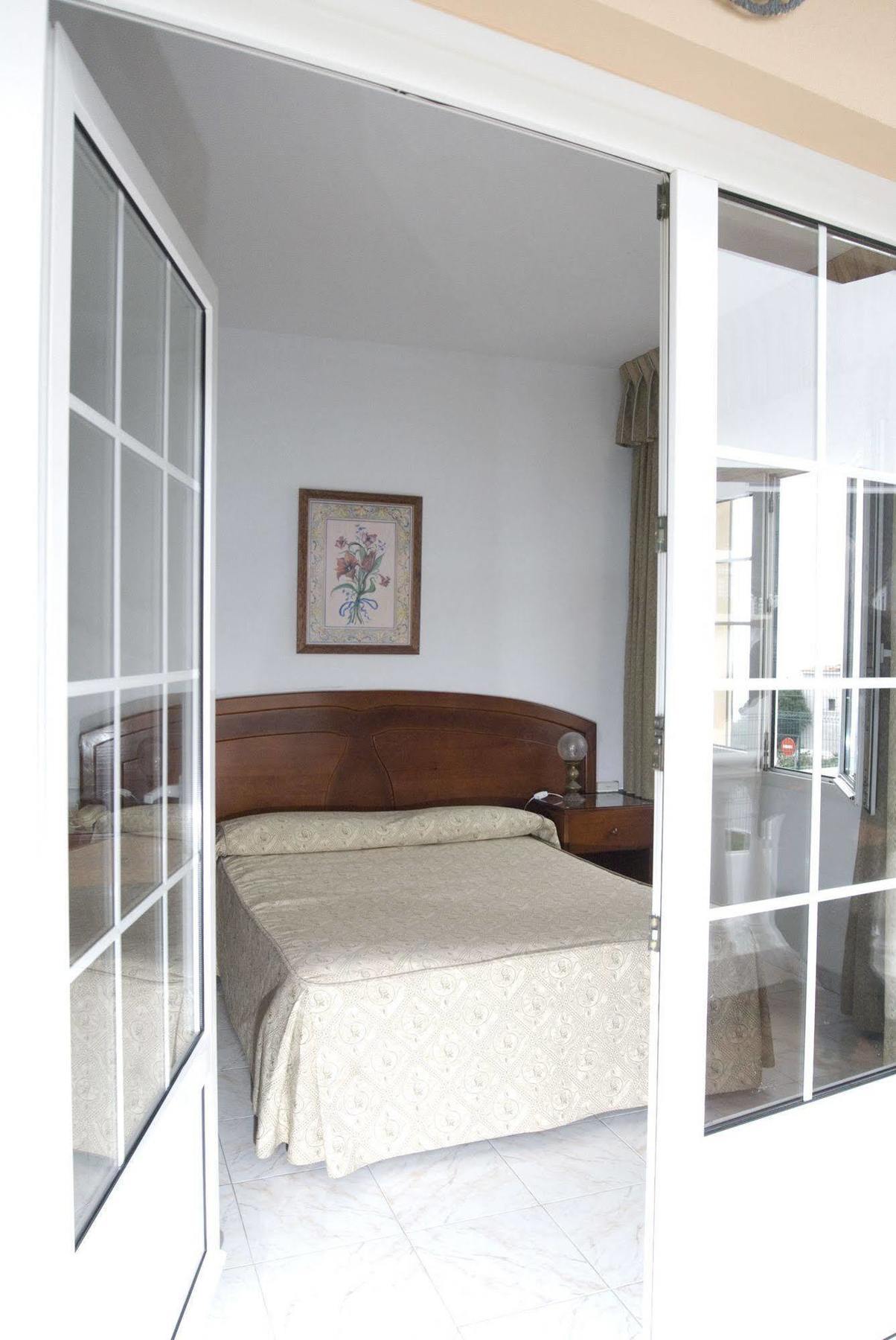Hotel Boomerang Valverde  Bagian luar foto